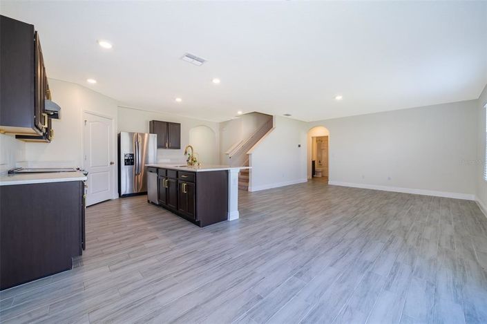 Image No.16-5 Bed Property for sale