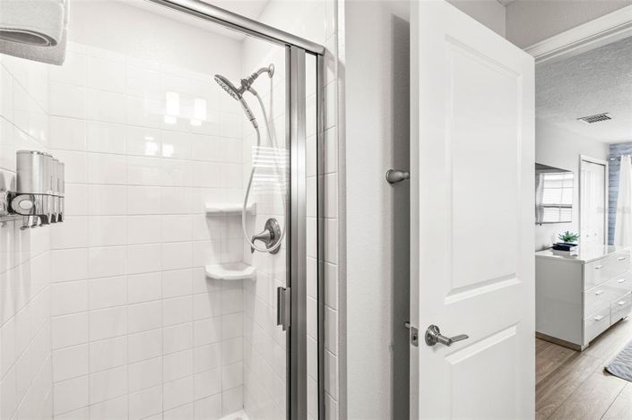 Image No.35-5 Bed Townhouse for sale