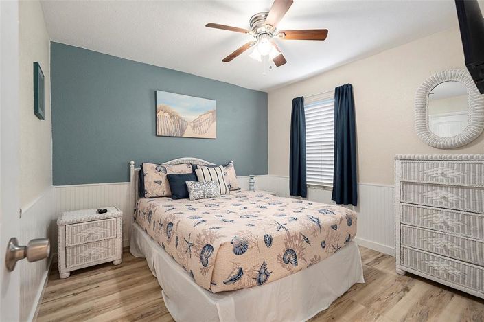 Image No.45-8 Bed Property for sale