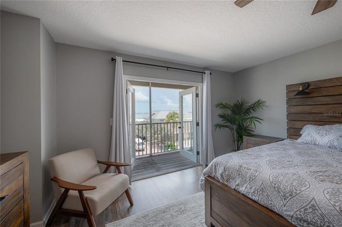 Image No.27-3 Bed Townhouse for sale