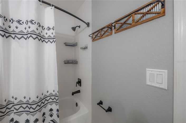 Image No.37-3 Bed Townhouse for sale