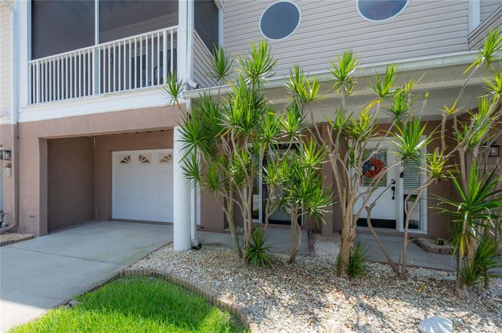 Image No.42-3 Bed Townhouse for sale