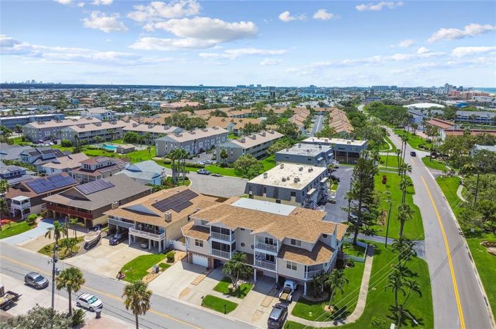 Image No.54-3 Bed Townhouse for sale