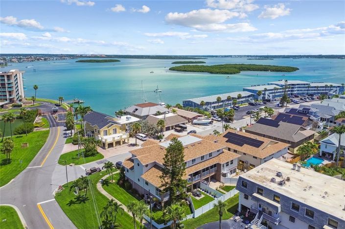 Image No.55-3 Bed Townhouse for sale