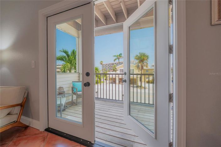 Image No.8-3 Bed Townhouse for sale