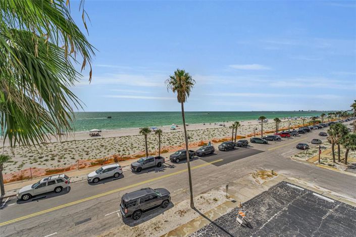 Image No.20-2 Bed Property for sale