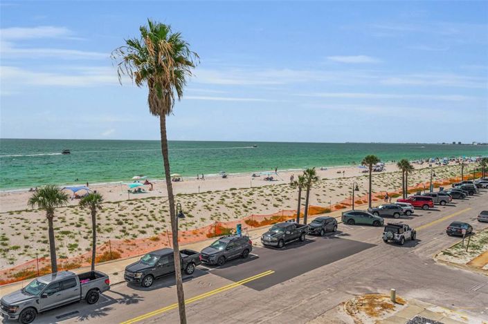 Image No.21-2 Bed Property for sale