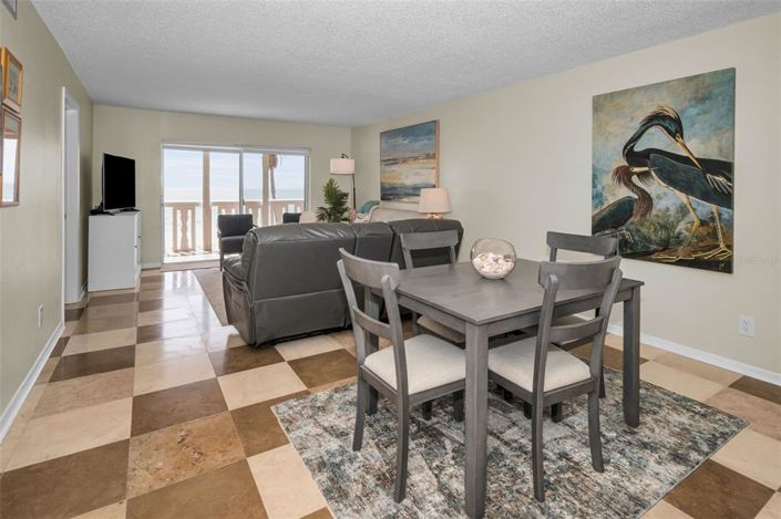 Image No.28-2 Bed Property for sale