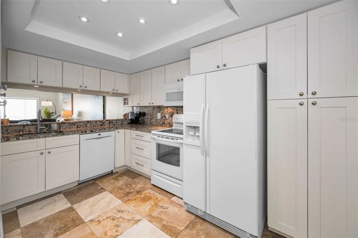 Image No.32-2 Bed Property for sale