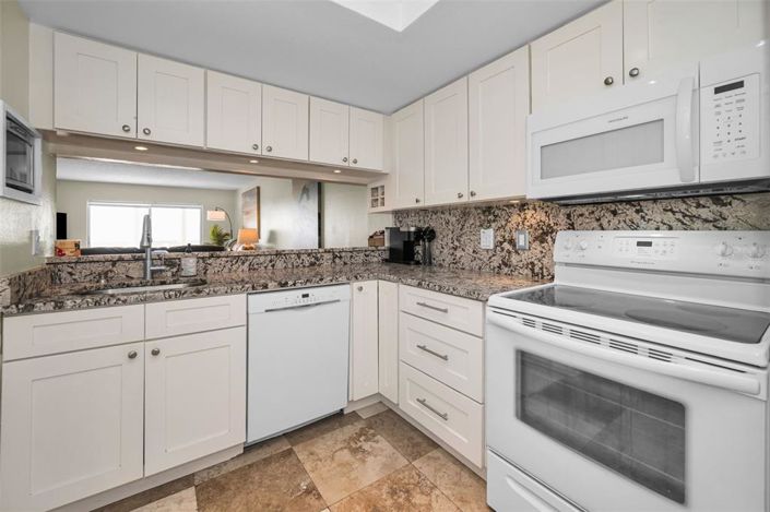 Image No.34-2 Bed Property for sale