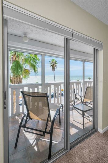 Image No.44-2 Bed Property for sale