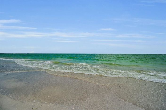 Image No.59-2 Bed Property for sale