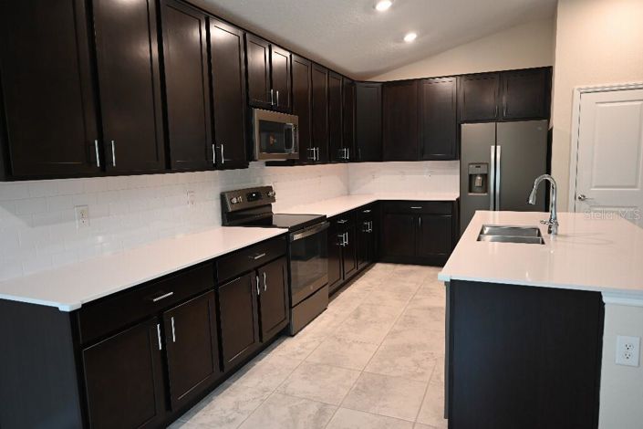 Image No.7-4 Bed Property for sale