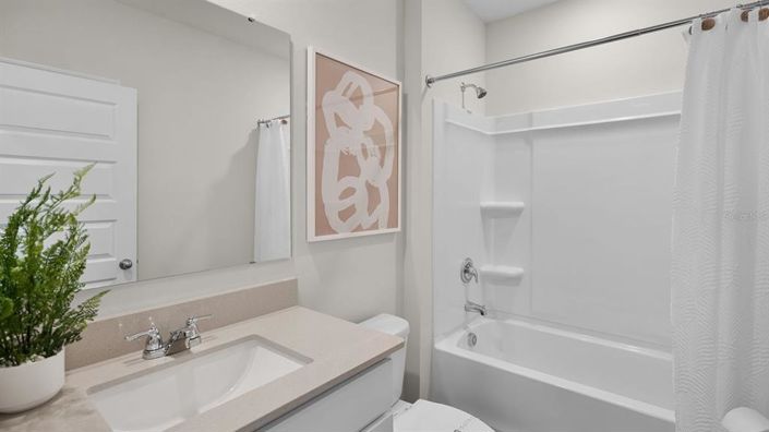 Image No.20-5 Bed Property for sale