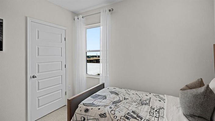 Image No.22-5 Bed Property for sale