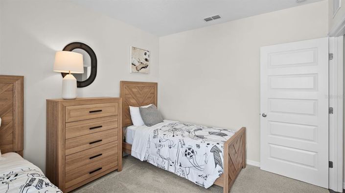 Image No.24-5 Bed Property for sale