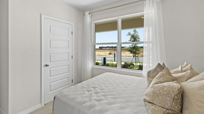 Image No.26-5 Bed Property for sale