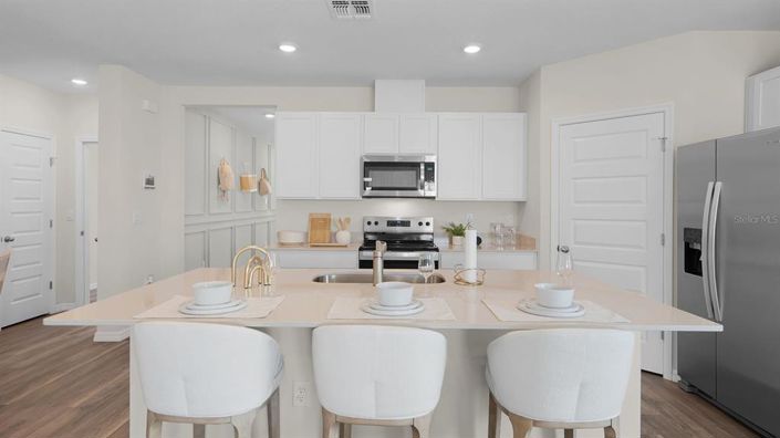 Image No.6-5 Bed Property for sale