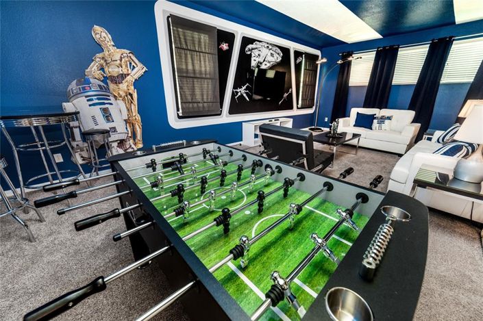 Image No.20-5 Bed Property for sale