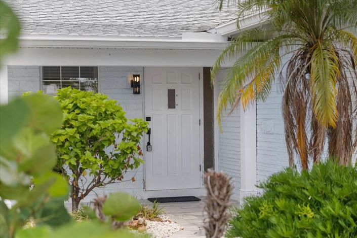 Image No.2-3 Bed Property for sale