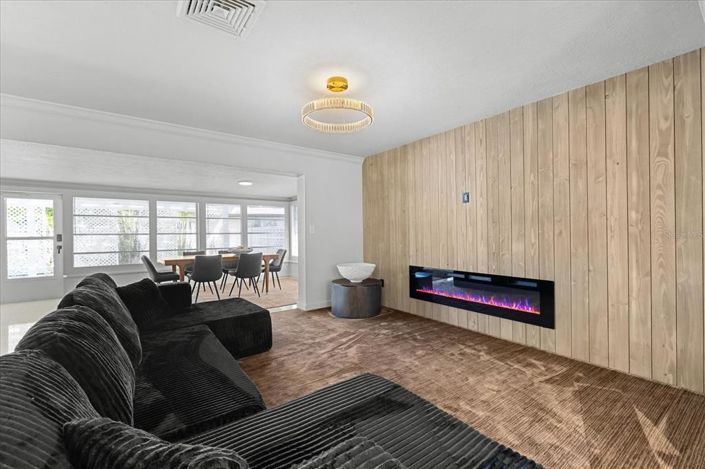 Image No.21-3 Bed Property for sale