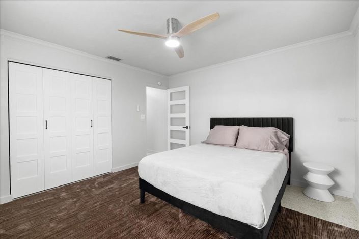 Image No.37-3 Bed Property for sale