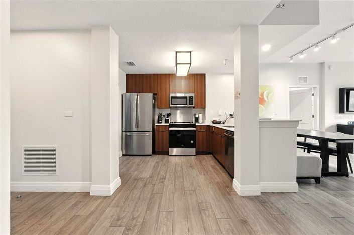 Image No.21-3 Bed Property for sale