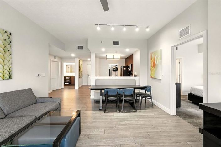 Image No.27-3 Bed Property for sale