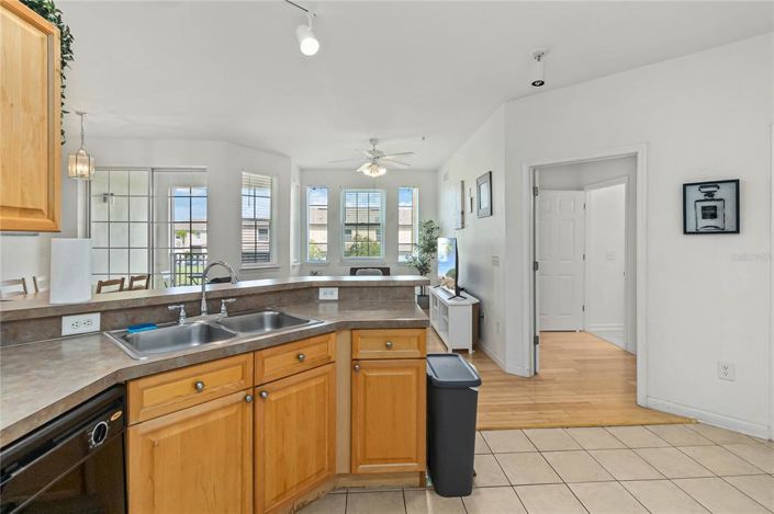 Image No.12-2 Bed Property for sale