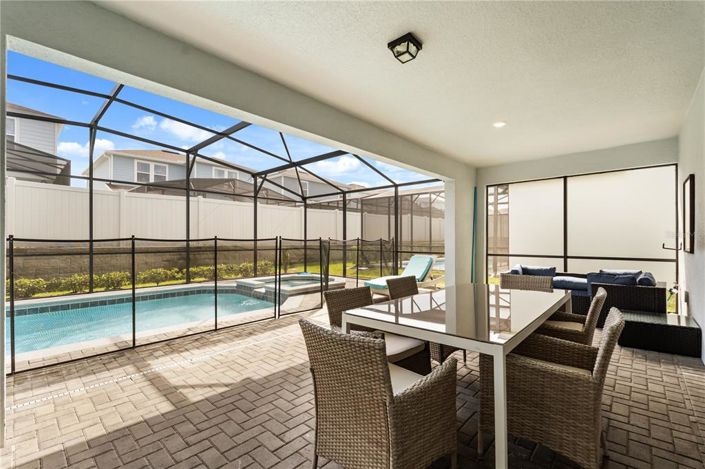 Image No.49-8 Bed Property for sale