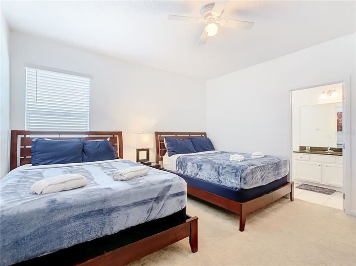 Image No.17-12 Bed Property for sale