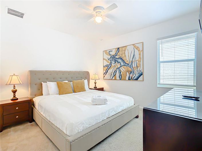 Image No.22-12 Bed Property for sale