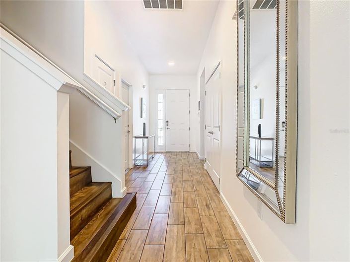 Image No.3-12 Bed Property for sale