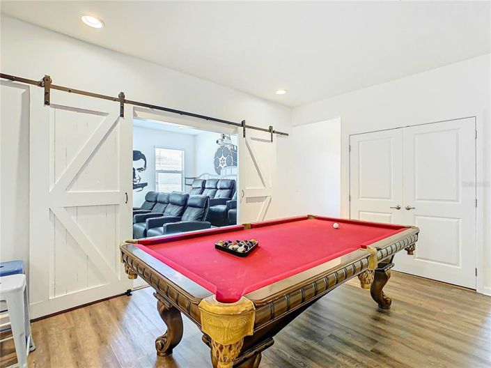 Image No.30-12 Bed Property for sale