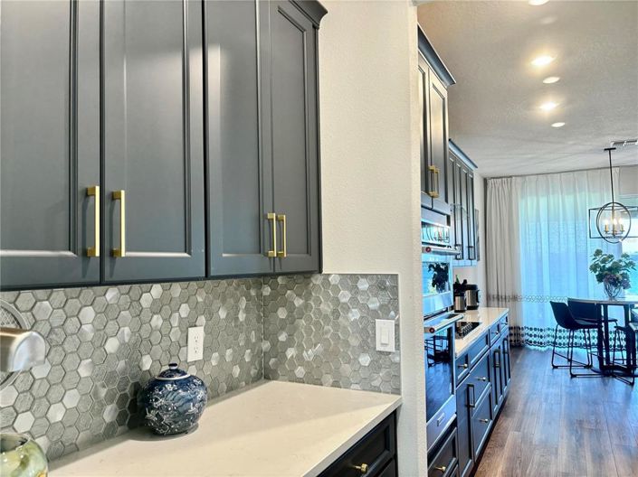 Image No.13-5 Bed Property for sale