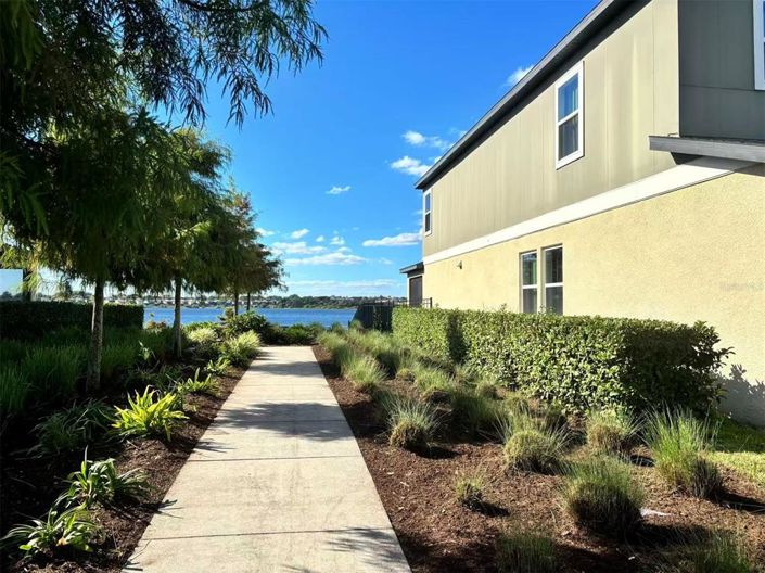 Image No.39-5 Bed Property for sale