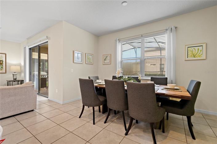 Image No.14-5 Bed Property for sale