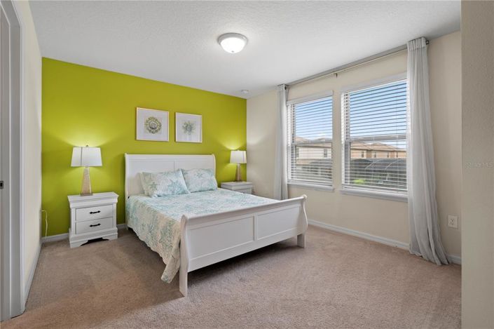 Image No.16-5 Bed Property for sale