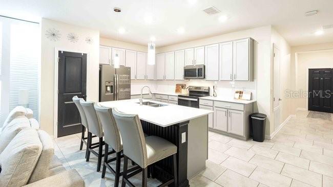 Image No.15-5 Bed Property for sale