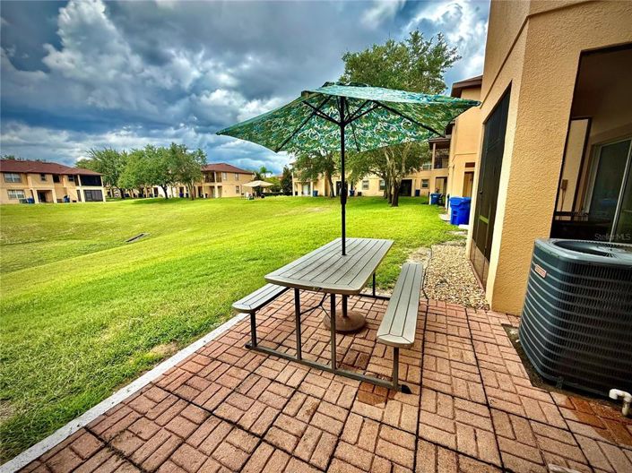 Image No.12-4 Bed Townhouse for sale