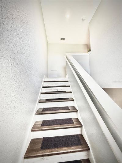 Image No.24-4 Bed Townhouse for sale