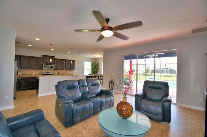 Image No.3-4 Bed Property for sale