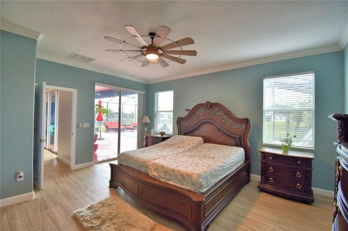 Image No.35-4 Bed Property for sale