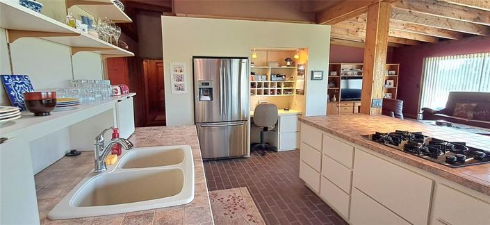 Image No.13-3 Bed Property for sale