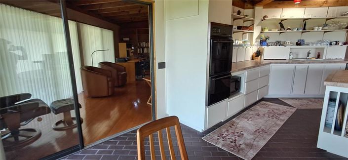 Image No.16-3 Bed Property for sale