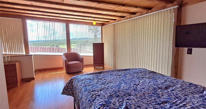 Image No.34-3 Bed Property for sale