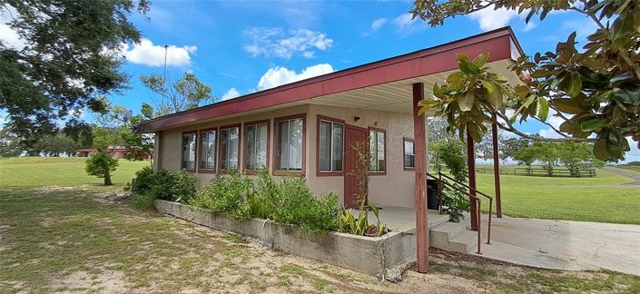 Image No.54-3 Bed Property for sale