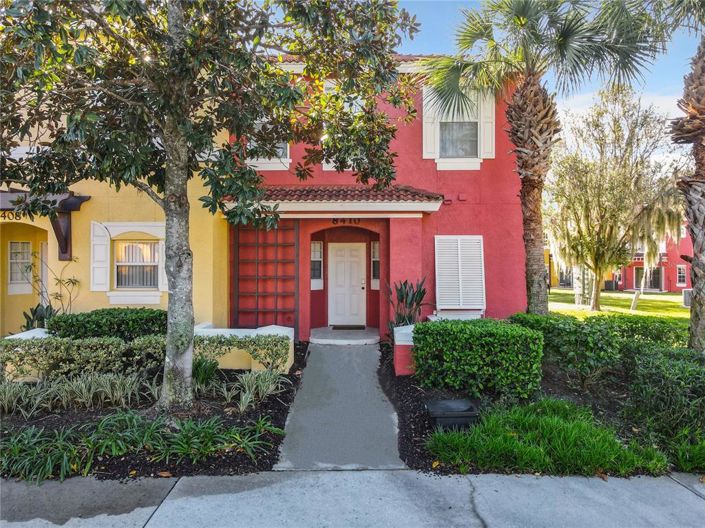 Image No.1-3 Bed Townhouse for sale