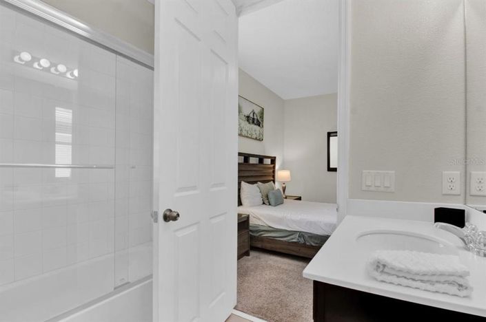 Image No.17-4 Bed Property for sale