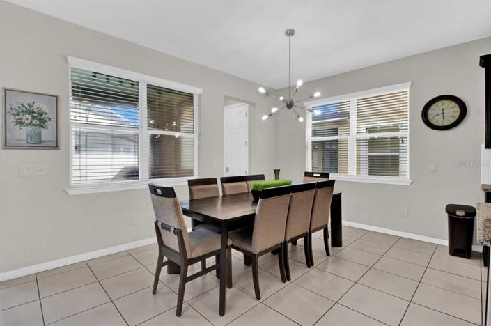 Image No.8-4 Bed Property for sale